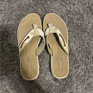 Sperry Women's Tan Flip Flops